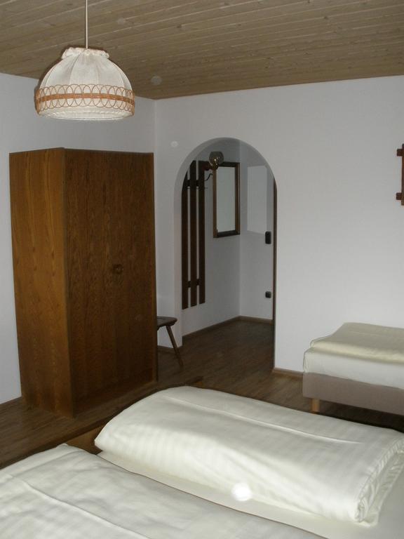 ホテルAlpengasthof Zur Loisach Grossweil 部屋 写真