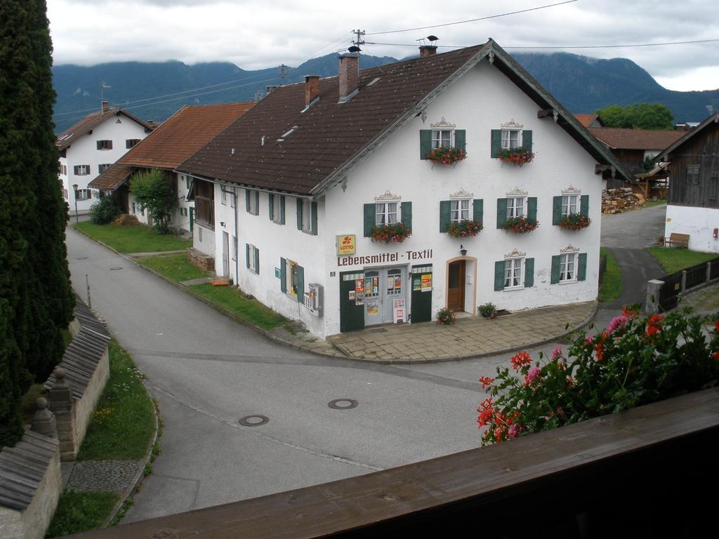 ホテルAlpengasthof Zur Loisach Grossweil 部屋 写真