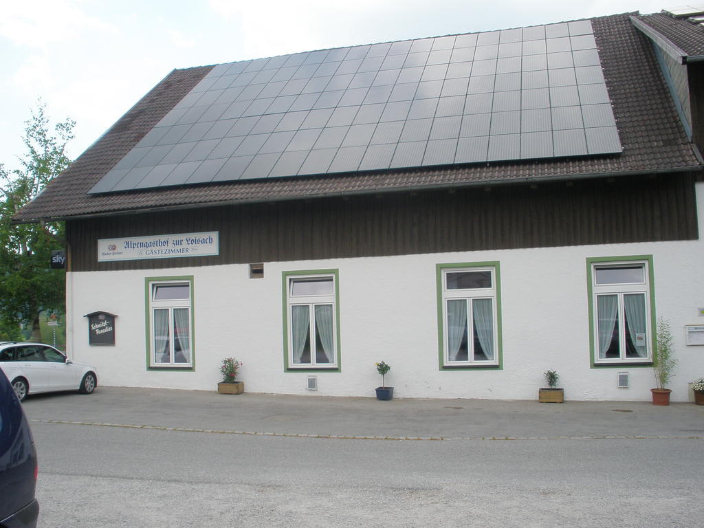 ホテルAlpengasthof Zur Loisach Grossweil エクステリア 写真